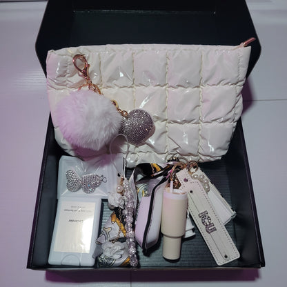 Shift Queen Set - Workup White